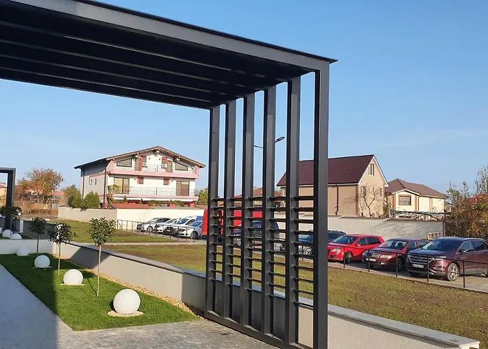 Tomis 4b アパート *